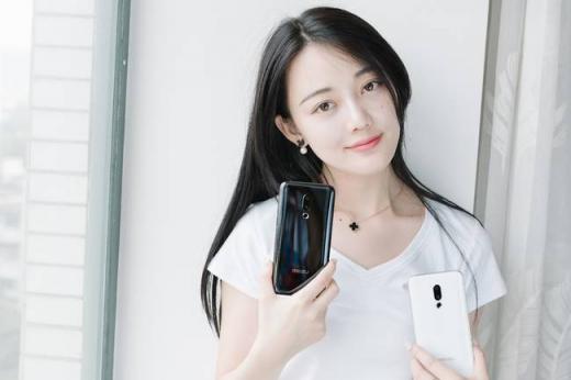 看完這些評(píng)論，我終于知道魅族16th為何能在京東收獲99.41%好評(píng)率了