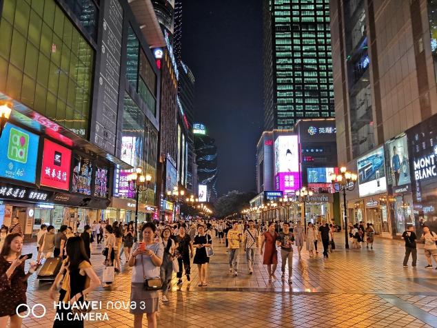 華為nova3全面支持手持超級(jí)夜景AIS，或?qū)⒃傧瀑?gòu)買熱潮