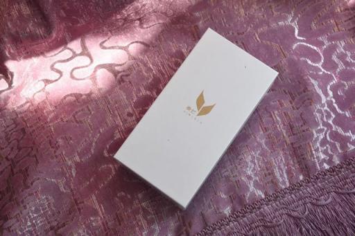 “小保時(shí)捷”華為麥芒7，不止于四攝全面屏