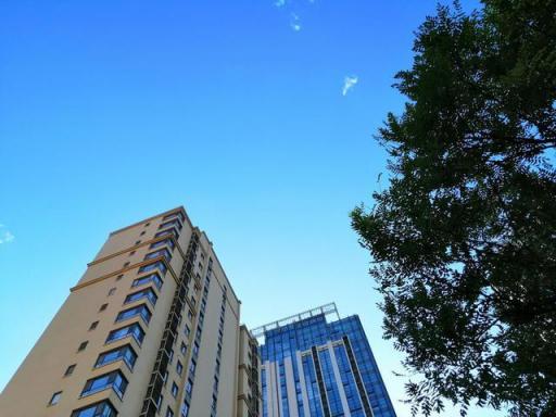 “小保時(shí)捷”華為麥芒7，不止于四攝全面屏
