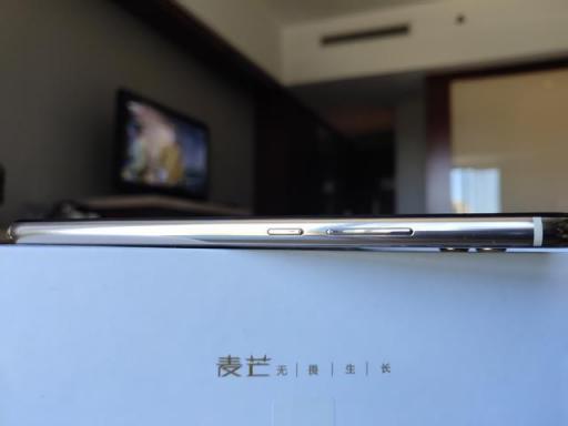 全面屏+四鏡頭手機(jī)，麥芒7值得入手嘛？