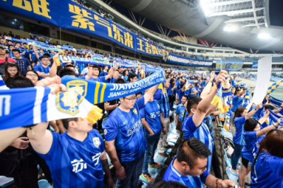 邀你共同體驗運動樂趣，加入蘇寧1200，小哥哥就在這里等你！