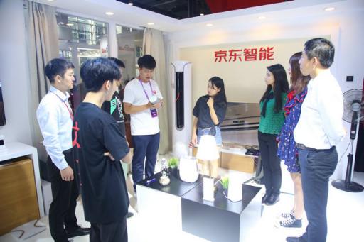 2018天翼展開(kāi)幕，京東與中國(guó)電信達(dá)成45000家門店合作