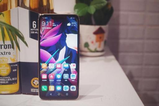 華為穩(wěn)了！麥芒7雙光束3D效果遠超金色iPhone