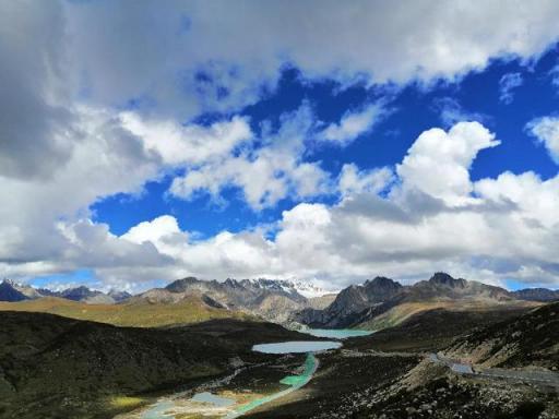 云上之巔，終遇雪山，麥芒在路上：香格里拉環(huán)線騎行