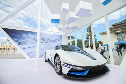 高端智能新能源汽車品牌ARCFOX亮相北京國際設計周