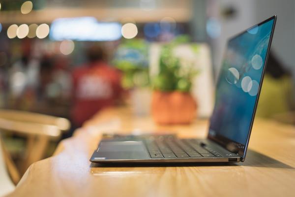 買本正犯愁？華為MateBook X Pro堪稱學生黨“神器”