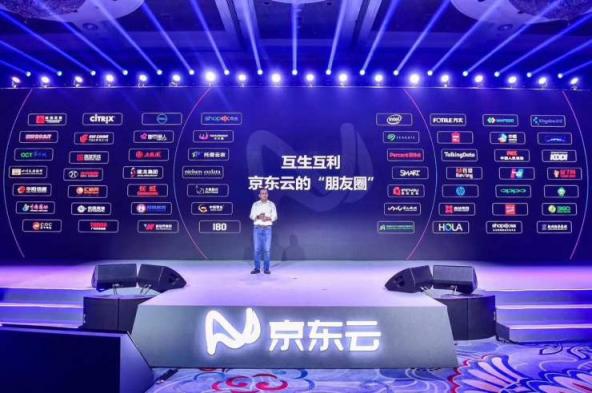 商派王文明：堅持以人為本，破解電商分銷難題