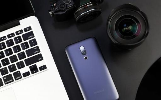 老外嫌棄新iPhone美顏太假？那他們可能沒(méi)用過(guò)這款國(guó)產(chǎn)手機(jī)