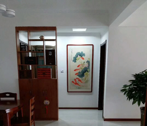 客廳掛畫(huà)的風(fēng)水講究 掌握這三點(diǎn)讓你有個(gè)好風(fēng)水