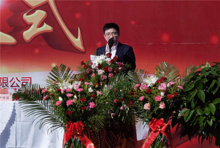 日月昌霍爾果斯萬(wàn)豐廣場(chǎng)項(xiàng)目隆重奠基！