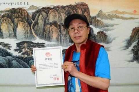 許吉爾山水畫作品如何？許吉爾國畫山水市場價(jià)格多少！