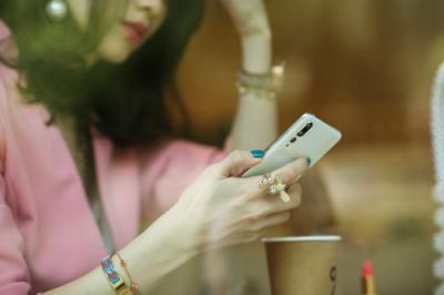 時(shí)尚服裝搭配，降溫后深秋季節(jié)的吸睛妙招
