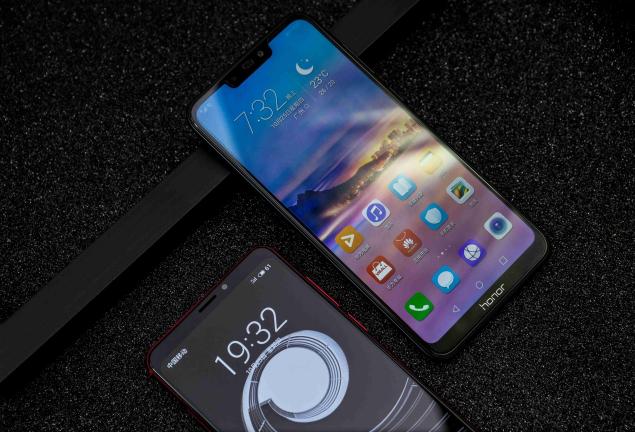 魅族Note8榮耀暢玩8C大對(duì)比：誰(shuí)才是千元機(jī)大佬？