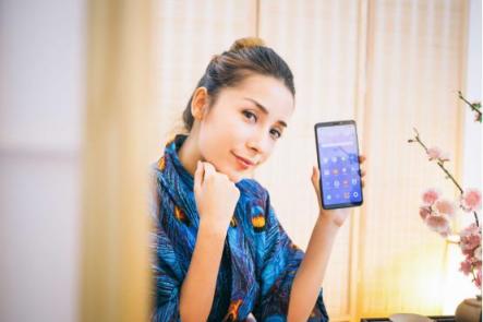 魅族Note8拆解：原來(lái)6400次跌落不碎屏的秘密在這里！