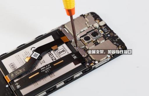 魅族Note8拆解：原來(lái)6400次跌落不碎屏的秘密在這里！