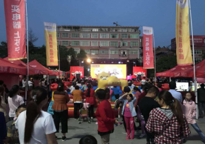 蘇寧在縣鎮(zhèn)市場(chǎng)掀起雙十一購(gòu)物風(fēng)暴 服務(wù)助力城鄉(xiāng)消費(fèi)升級(jí)