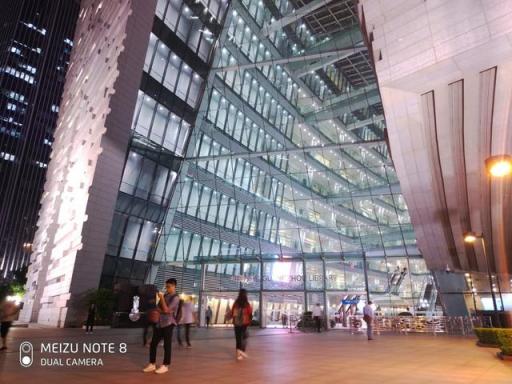 外觀性能拍照樣樣精通，魅族Note8讓友商無路可走？