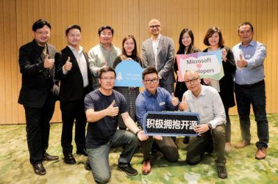 微軟CEO納德拉對(duì)話碼隆科技，共同推動(dòng)人工智能技術(shù)落地垂直行業(yè)