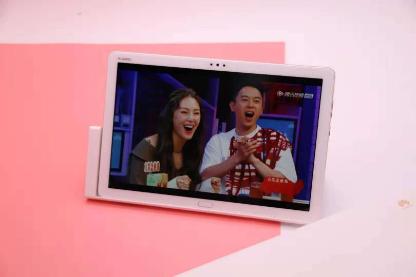 雙十一時尚新品出街 華為平板M5青春版1749元起火爆開售！