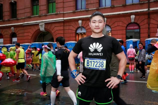 華為都市探索者高顏值跑團現(xiàn)身魔都 HUAWEI WATCH GT點亮上馬最美風(fēng)景線