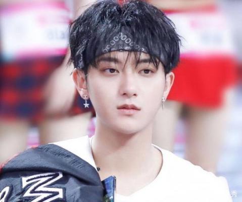 創(chuàng)造101之后，黃子韜與百度APP再次官宣要?jiǎng)?chuàng)造“超級(jí)夢想”