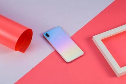 全息新色璀璨首發(fā)，vivo X23幻彩版口碑銷量雙豐收