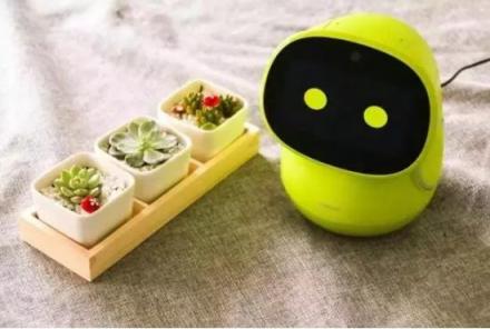 孩子好伴侶，多款兒童機器人產品任你挑