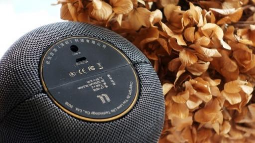 玩法豐富 iK8穿戴式個人卡拉OK系統(tǒng)體驗(yàn)