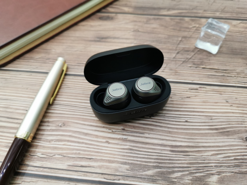 藍牙耳機什么牌子好？綜合性能這款耳機表現(xiàn)不凡！
