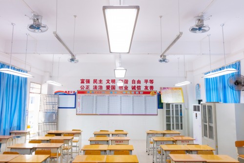 青少年近視有隱憂 教室照明質量脫不了干系