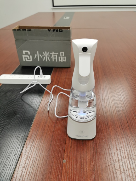 家用消毒液制作機(jī)大比拼 小米有品小恬VS氫子貓開箱測(cè)評(píng)