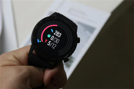 智能手表哪款好？榮耀手表2性價比之選