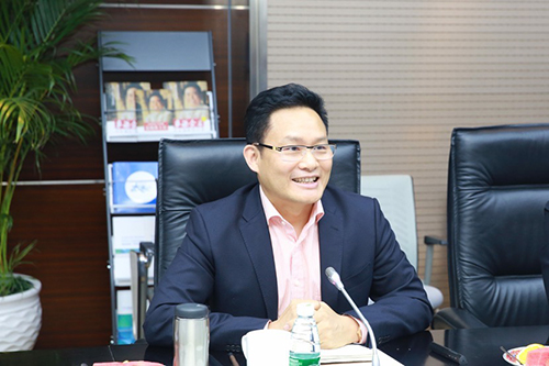 中國中小企業(yè)協(xié)會李子彬會長等 點贊天九共享抱團發(fā)展模式