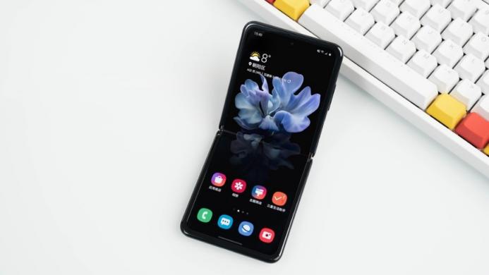 至高12期免息和600元以舊換新補(bǔ)貼 三星Galaxy Z Flip 618鉅惠來襲