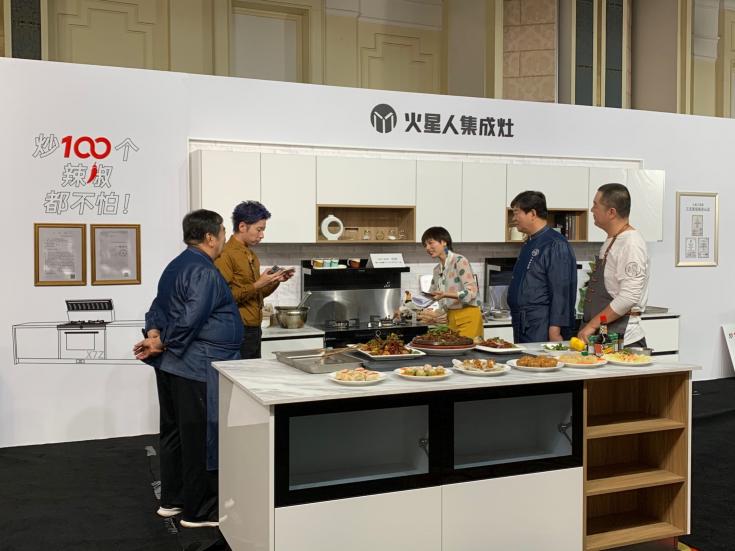 市長(zhǎng)實(shí)力帶貨，火星人集成灶首屆抖音集成灶節(jié)“火”了