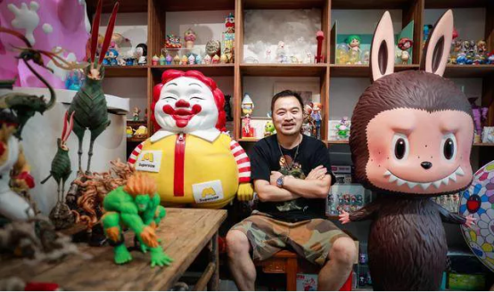閑魚詮釋“玩有引力”：劍指數(shù)百億潮玩市場，會玩的年輕人以玩養(yǎng)玩