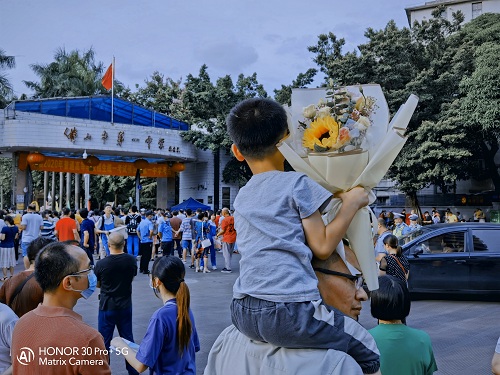 青春無(wú)悔，2020年你的高考記憶由我來(lái)守護(hù)