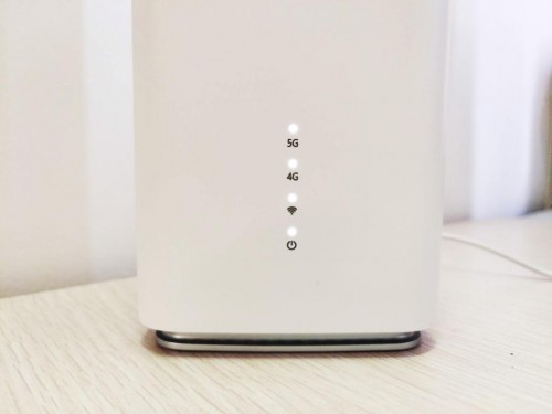 【集微拆評】OPPO 5G CPE T1評測：5G轉(zhuǎn)Wi-Fi，一張卡搞定多設(shè)備