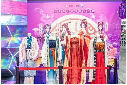 觸漫ChinaJoy首秀現(xiàn)場(chǎng)亮點(diǎn)全回顧，新品測(cè)試手游《出道拜托了》high玩不停