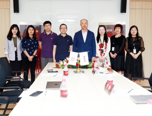 東易日盛與小米科技戰(zhàn)略簽約，共建“智慧供應(yīng)鏈金融”新生態(tài)！