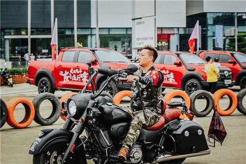 長城炮護航巡游 玩轉機車文化