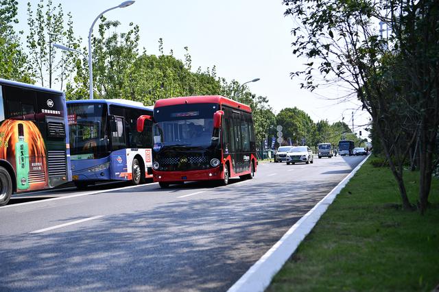 安徽首條智能網(wǎng)聯(lián)5G線路開通 安凱無人駕駛客車投入開放道路運(yùn)行！