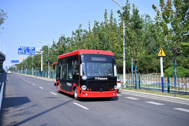 安徽首條智能網(wǎng)聯(lián)5G線路開通 安凱無人駕駛客車投入開放道路運(yùn)行！