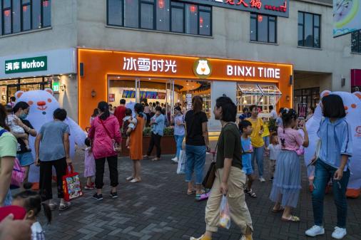 主打3元的冰淇淋也能開2000家店？冰雪時光做對了什么