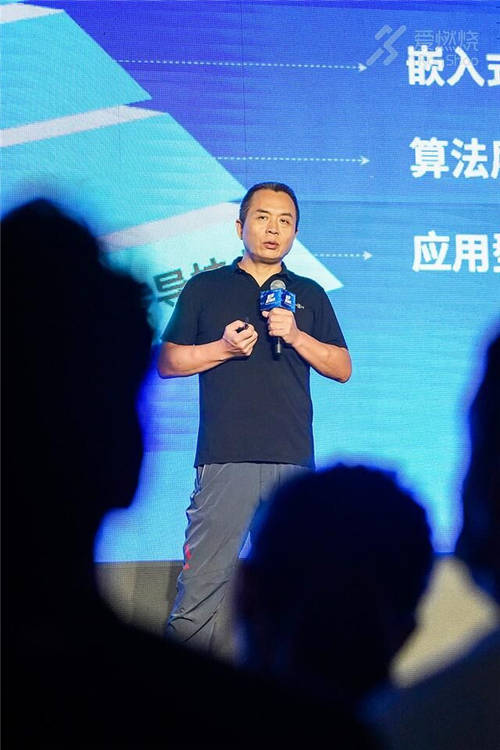 你真的了解運動耳機(jī)嗎？OpenMove讓你運動快樂加倍