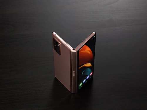 開(kāi)創(chuàng)折疊屏新紀(jì)元 三星Galaxy Z Fold2 5G不負(fù)期待