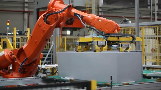 世界頂級工廠“華山論劍”：全球4家，這家企業(yè)代表中國！
