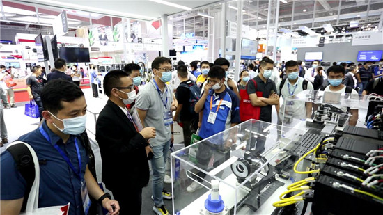 歐姆龍亮相工博會(huì)：“i-Automation！大進(jìn)化” 深耕制造現(xiàn)場，創(chuàng)新自動(dòng)化未來