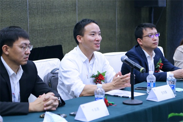 愛數(shù)與華為簽署戰(zhàn)略合作協(xié)議，合作升級共建數(shù)據(jù)基礎(chǔ)設(shè)施生態(tài)